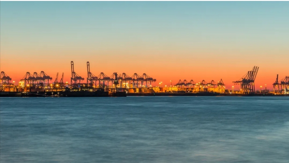 El SCFI registra su tercera semana al alza: Tarifas de contenedores se disparan en todas las rutas principales