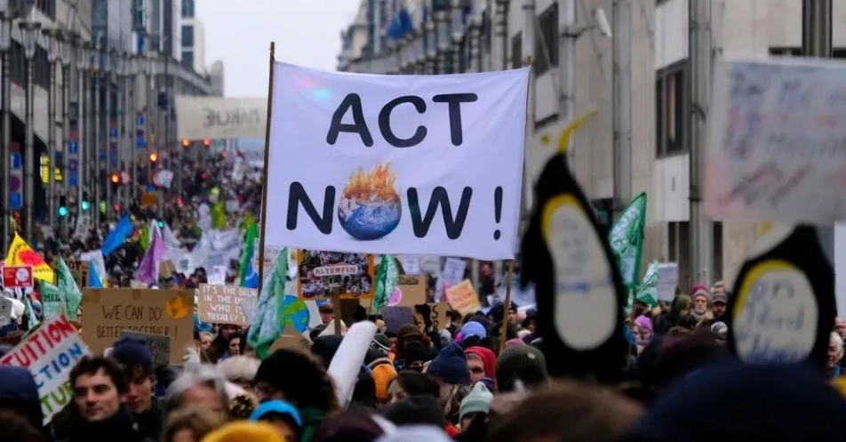 Huelgas en Puertos Europeos Provocan Grave Congestión - Cómo Proteger Tus Envíos