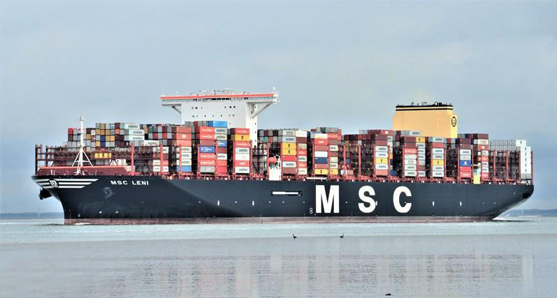 MSC ajusta los servicios de Asia a América del Norte