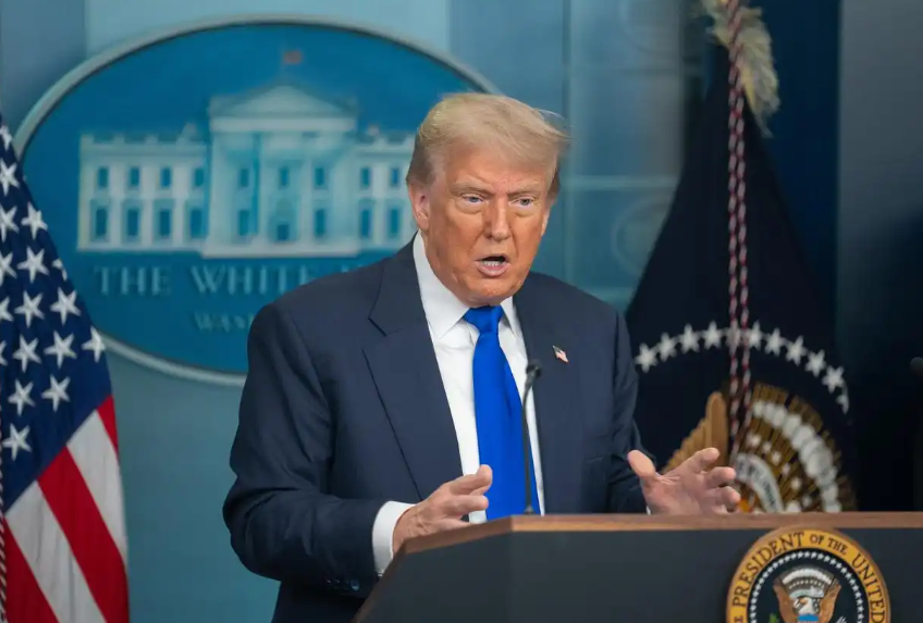 Trump anuncia nuevos aranceles a 22 países, con Brasil enfrentando la tasa más alta del 50%