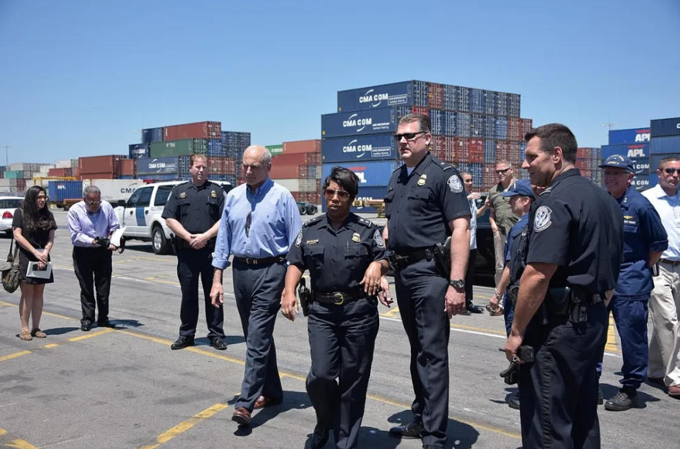 El control aduanero 5H de EE.UU. se endurece por completo, miles de contenedores chinos retenidos, riesgo de devolución aumenta drásticamente