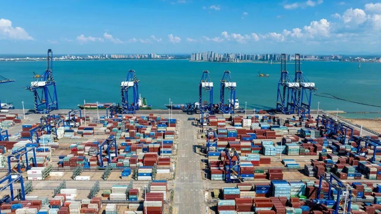 Puerto Libre de Hainan Cierra Fronteras Hoy: COSCO Shipping Participa en Profundidad en Todas las Cadenas