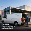 Furgón de reparto entregando mercancía en Perú, servicio puerta a puerta
